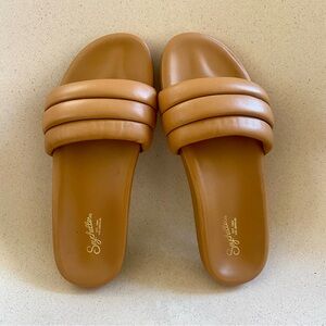 Seychelles Low Key Sandals in Honey 🌊